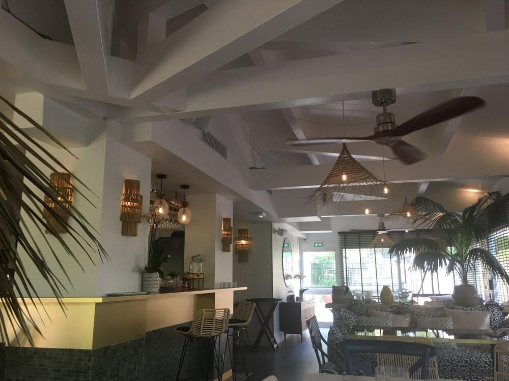 Hotel La Piscine Le Lavandou Εξωτερικό φωτογραφία